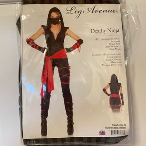 Deadly Ninja Costume adult size M New in Packaging